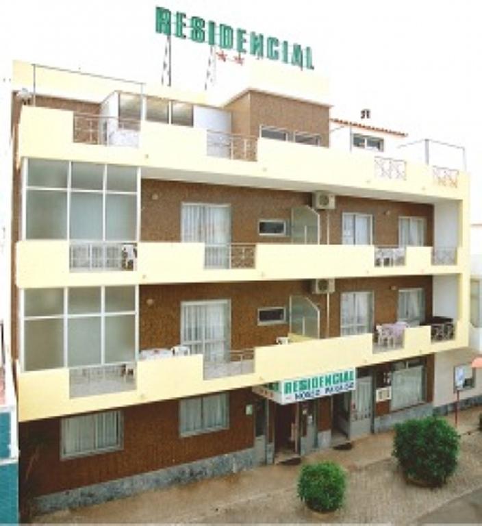 Bed and Breakfast Residencial Nosso Paraiso Quarteira Zewnętrze zdjęcie